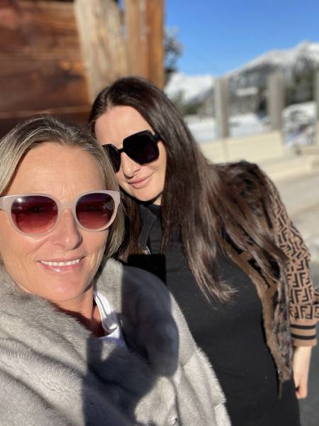 JULIE MACE SOPHIE RAYNAUD 