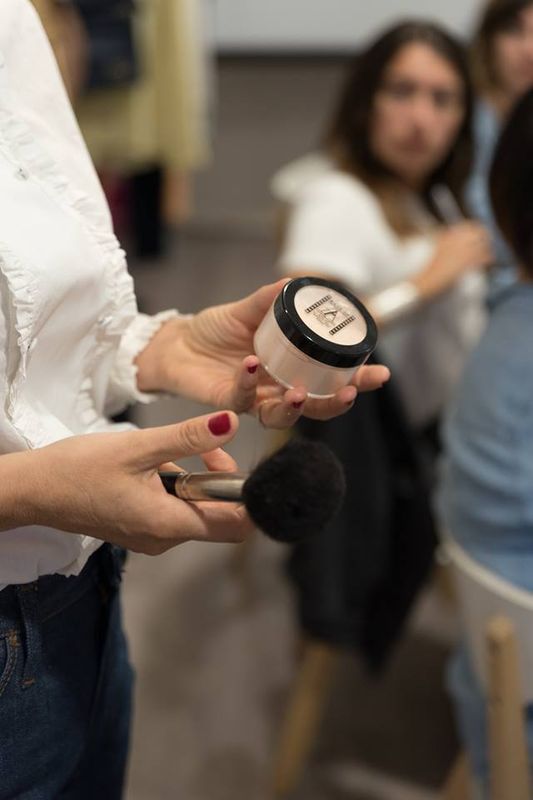 MAQUILLAGE AIX EN PROVENCE PACA 13